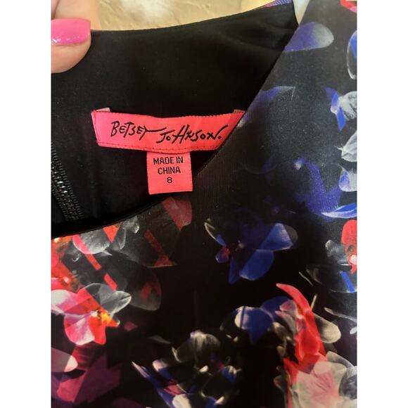 BETSEY JOHNSON Floral Sheath Dress SZ 8 Cap Sleeve - Picture 4 of 6